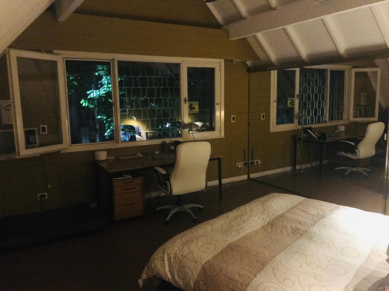 Alojamento de Acomodação e Pequeno-almoço Deaf Twins Bed/breakfast Martínez